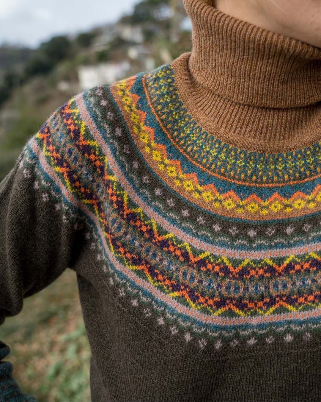 ERIBÉ Alpine Wool Roll Collar Jumper - Highland