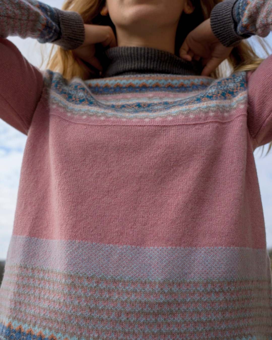 ERIBÉ Alpine Roll Collar Jumper - Vintage Pink