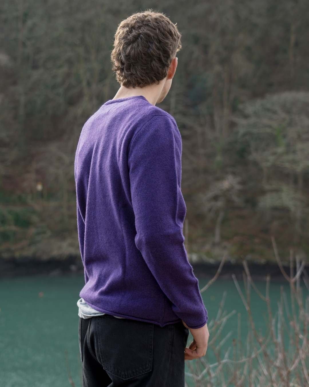 ERIBÉ Unisex Wool T-Shirt Sweater in Aubergine