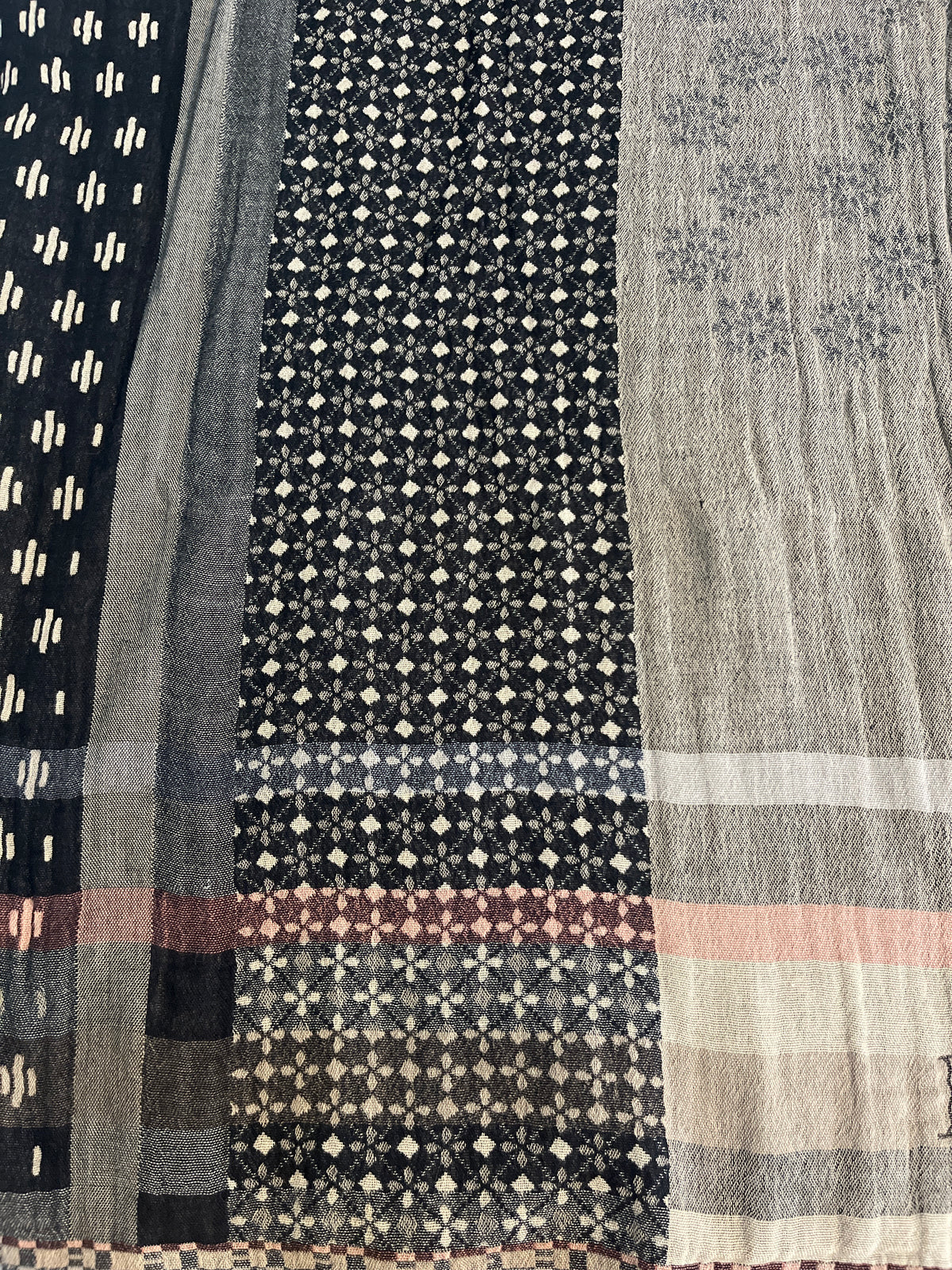 Létol Scarf Daphne Noir Beige