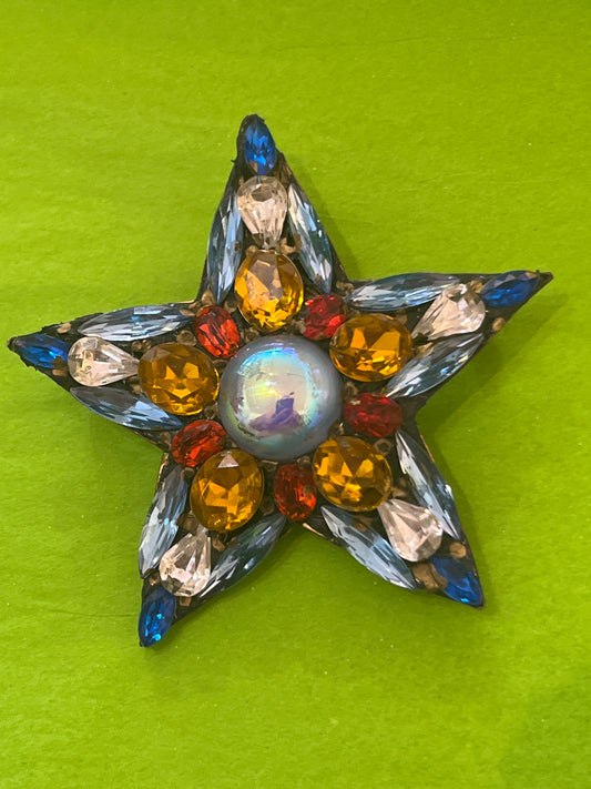 Star Brooch by Annie Sherborne