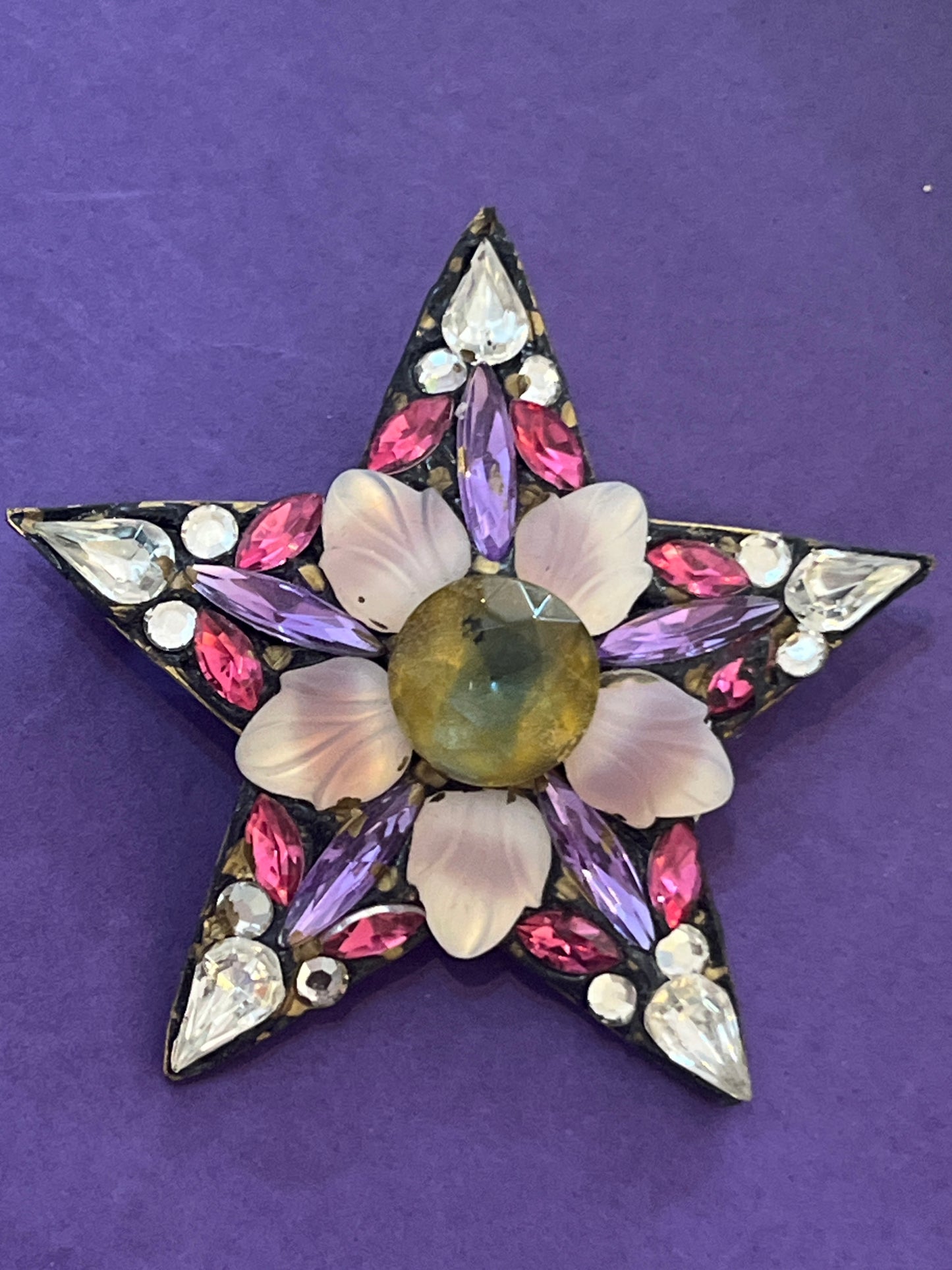Star Brooch by Annie Sherborne