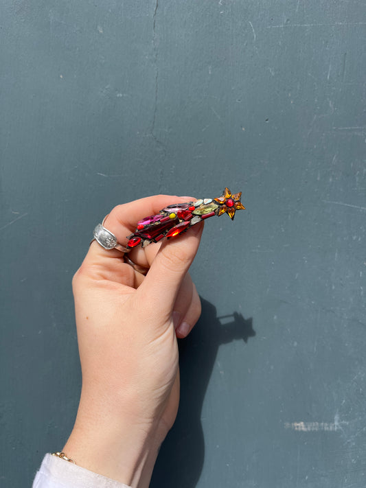 Shooting Star Brooch by Annie Sherborne