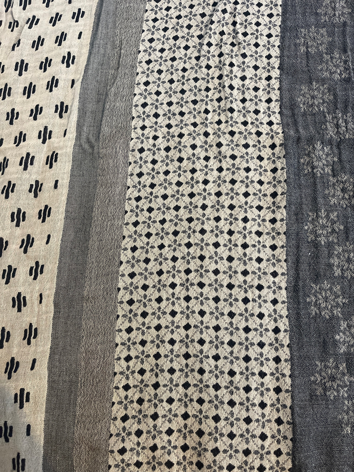 Létol Scarf Daphne Noir Beige