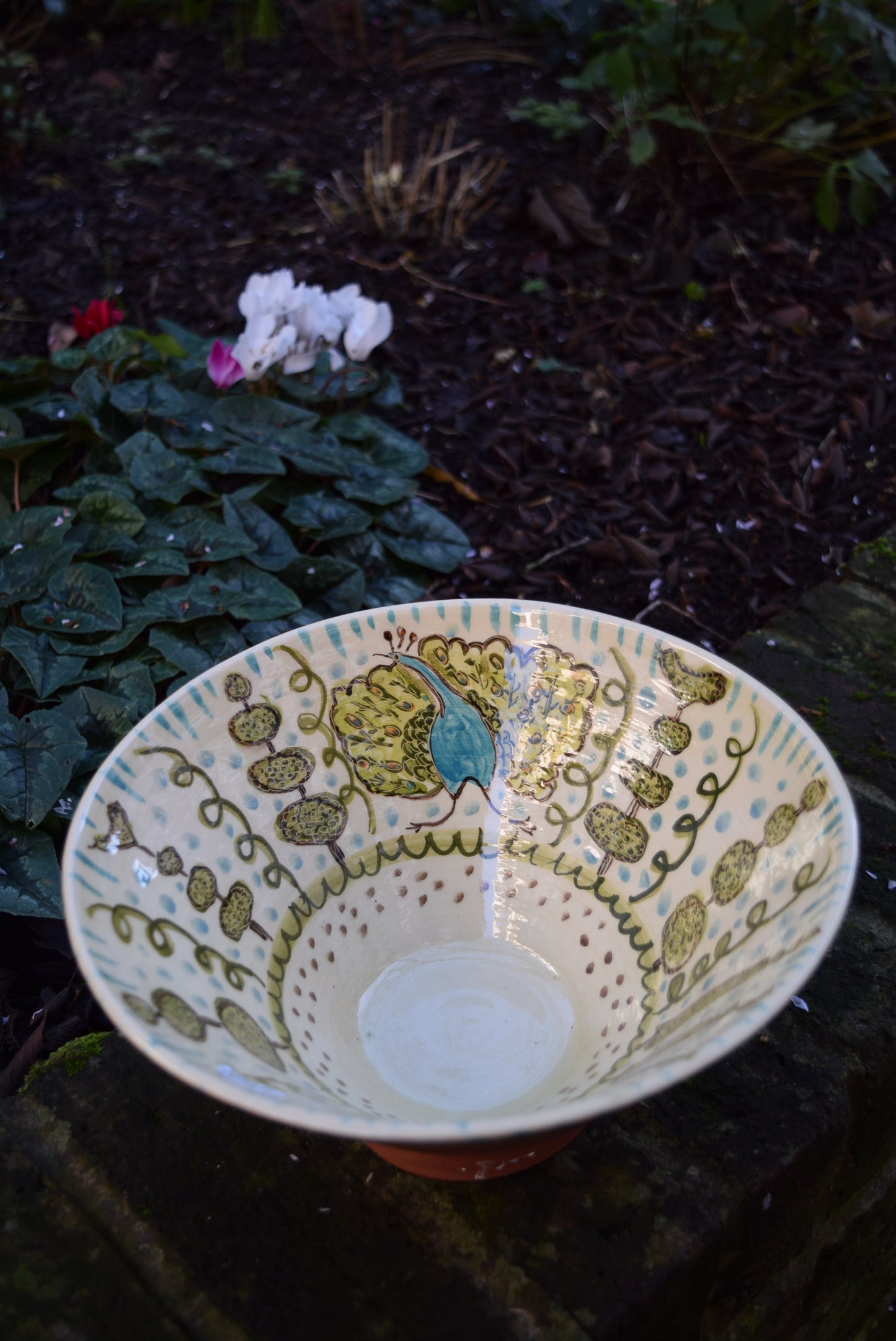 Ali Pots Peacock and Hen Bowl