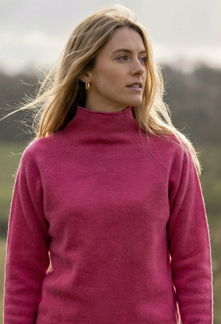 ERIBÉ Women's Corry Jumper/ Sweater in Bubblegum
