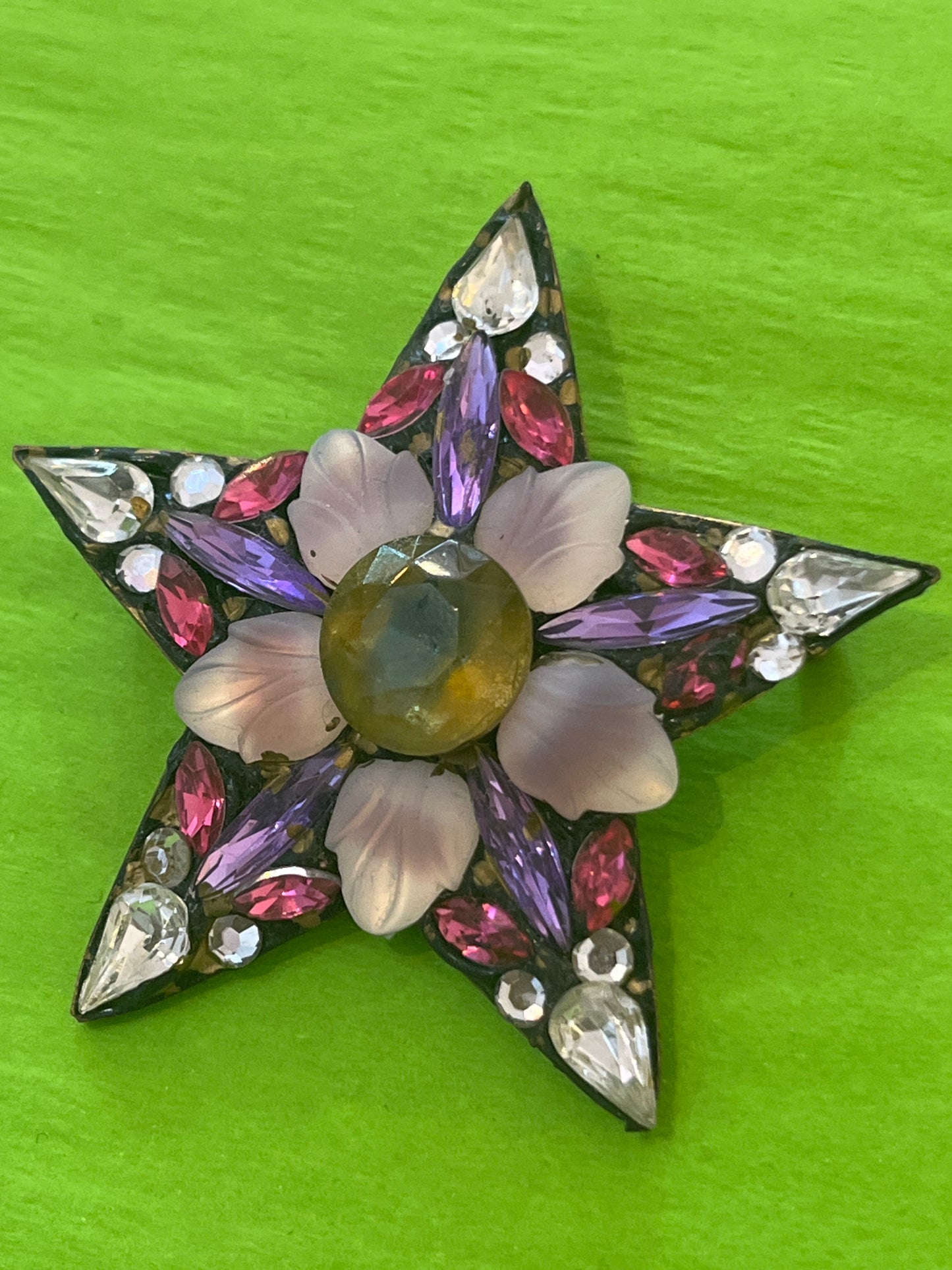 Star Brooch by Annie Sherborne