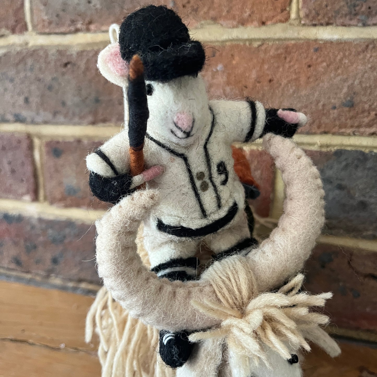 Horse Riding Mouse