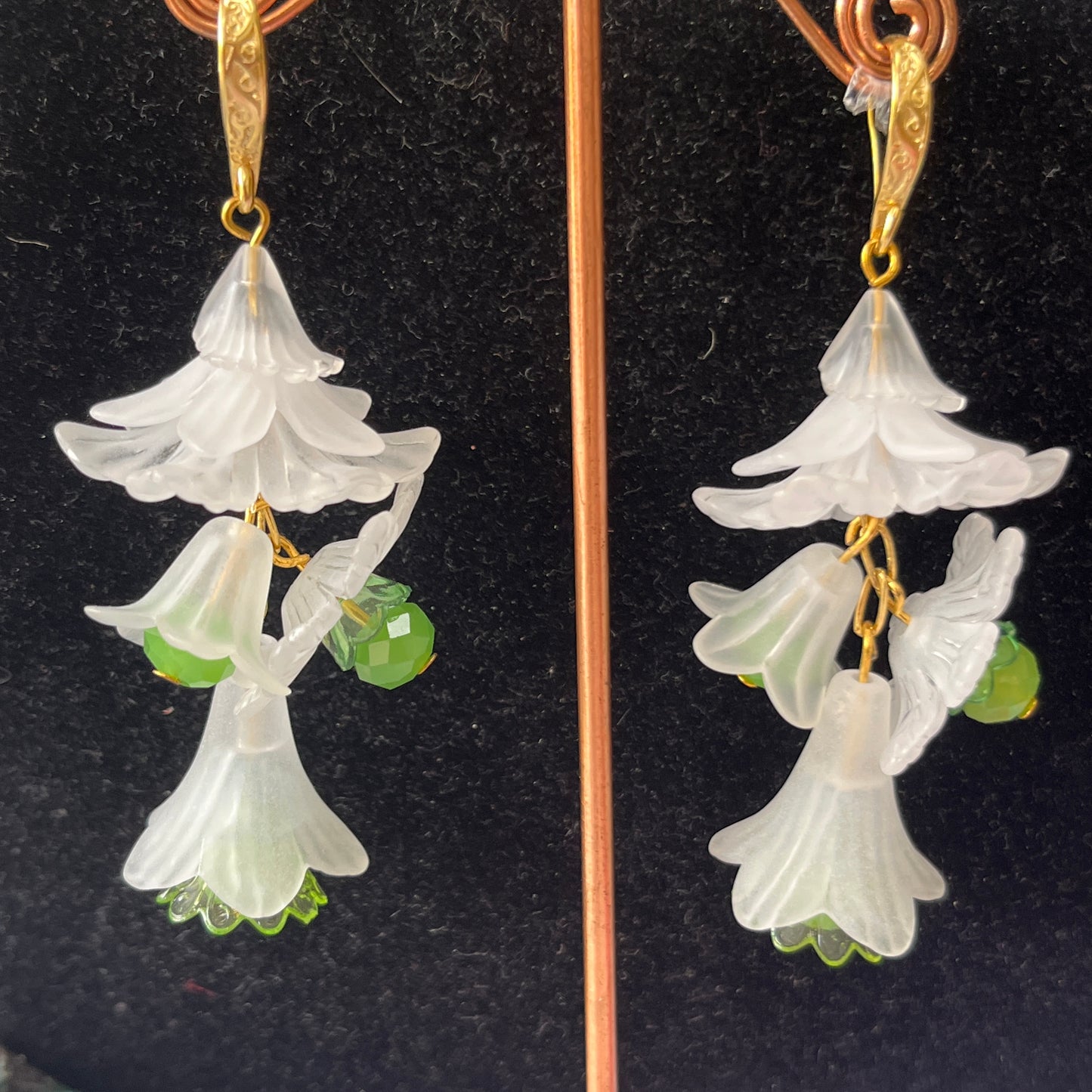 Diana Wilson Arcana White and Green Flower Drop Earrings