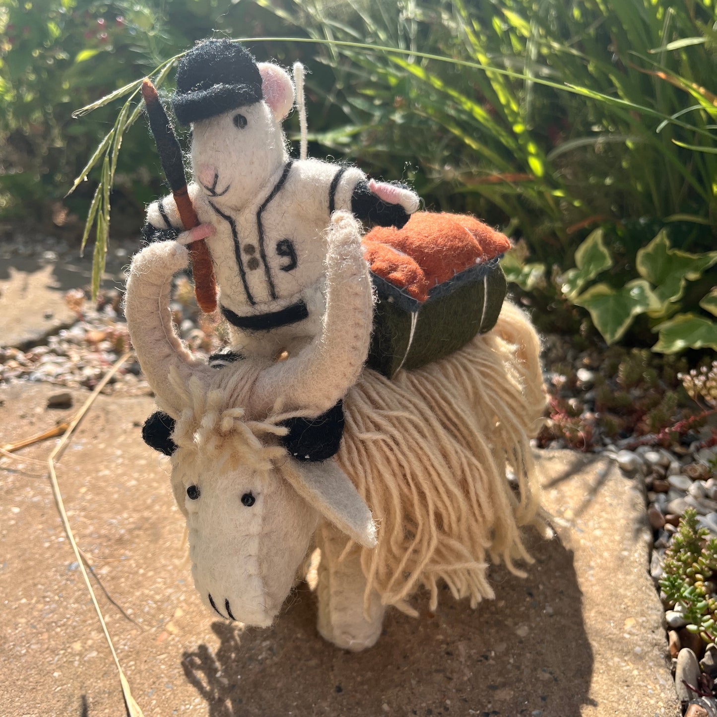 Horse Riding Mouse