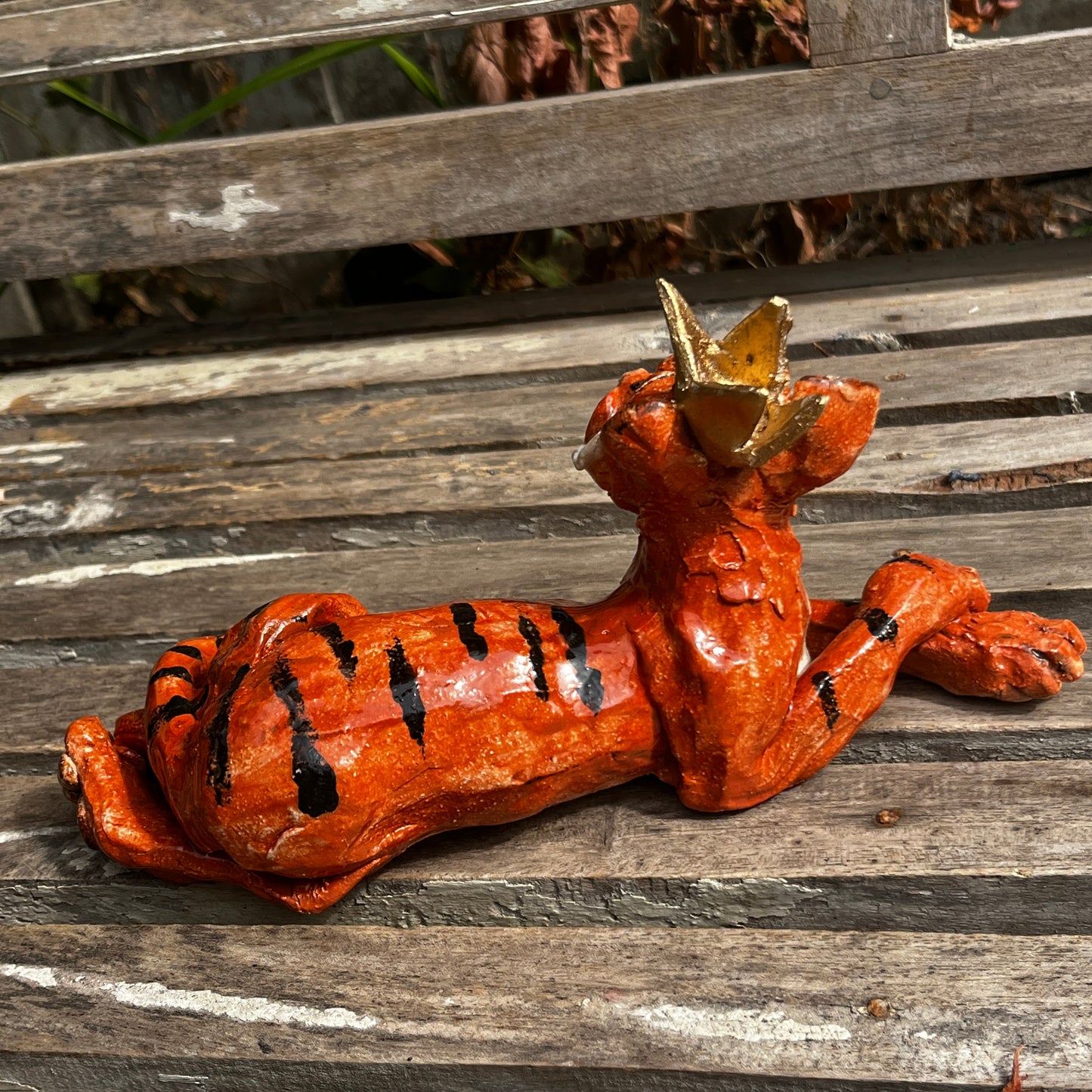 Ceramic Smiley Tiger with Crown