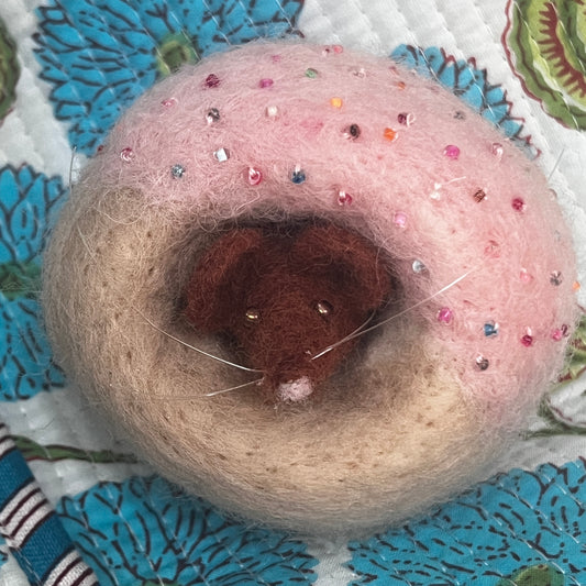 Mouse in a Doughnut