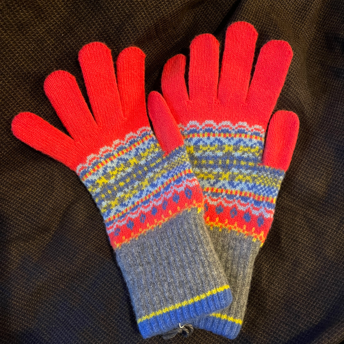 Alloa Gloves