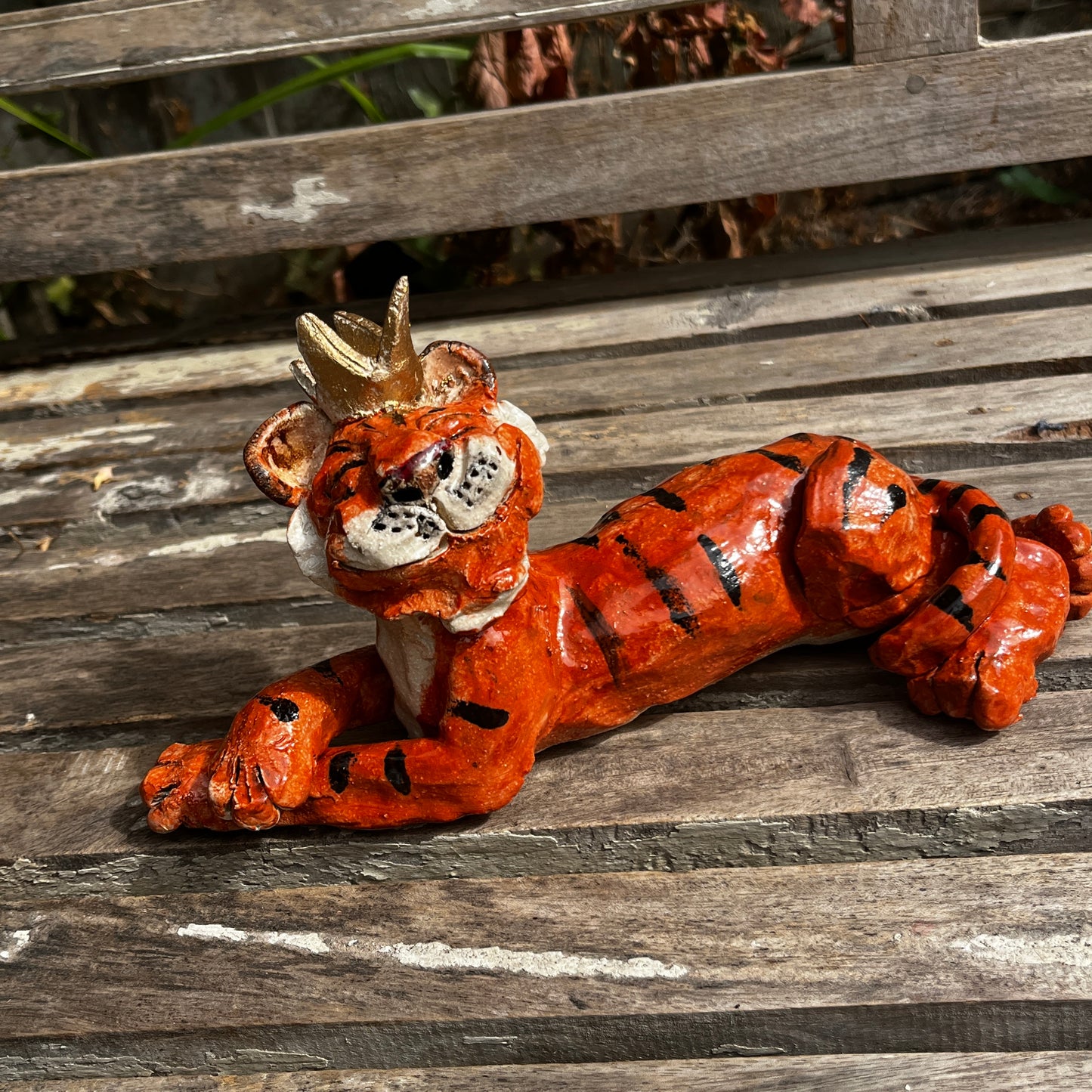 Ceramic Smiley Tiger with Crown